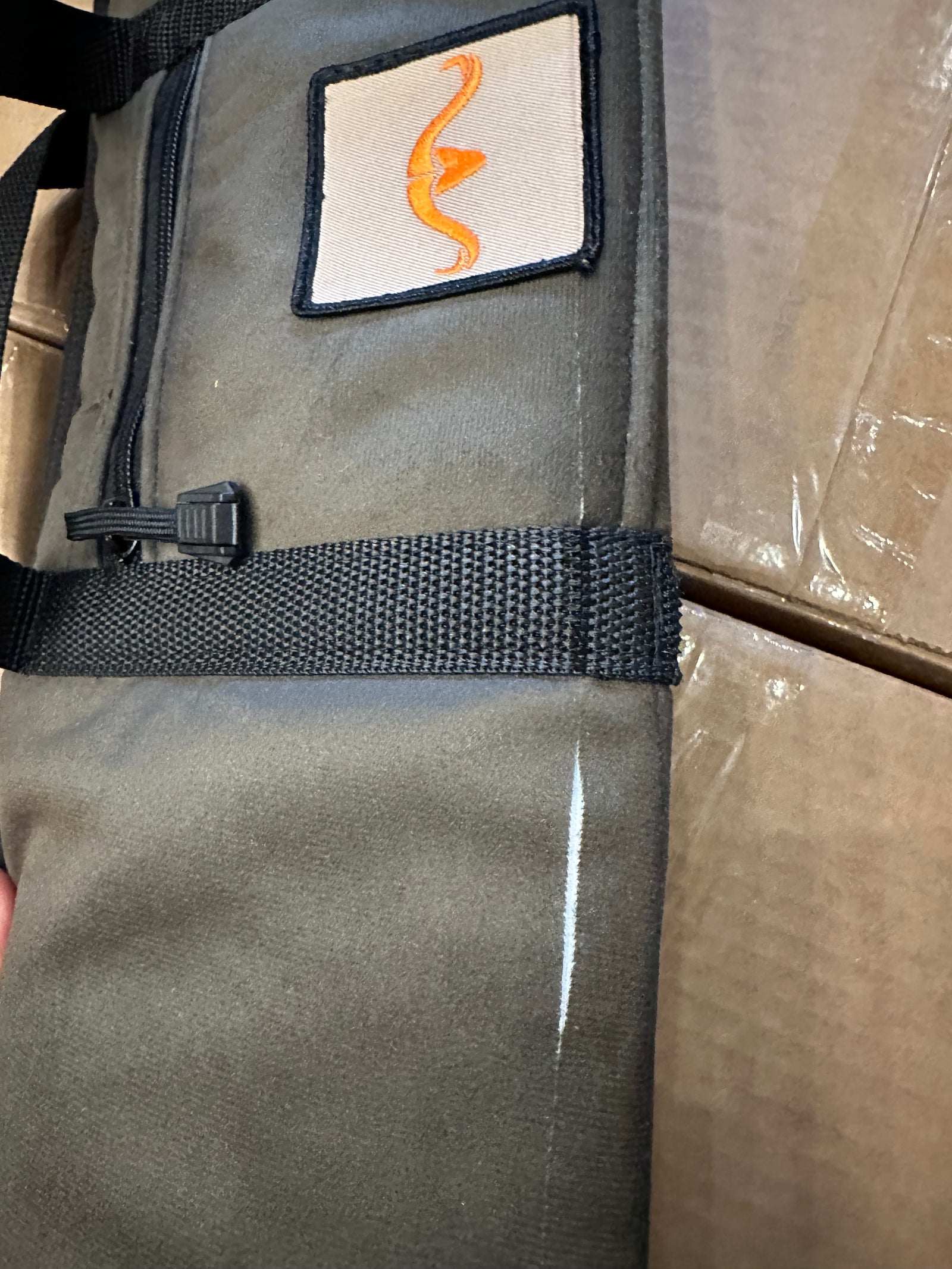 Old Logo Gazelle/Damaged Gazelle