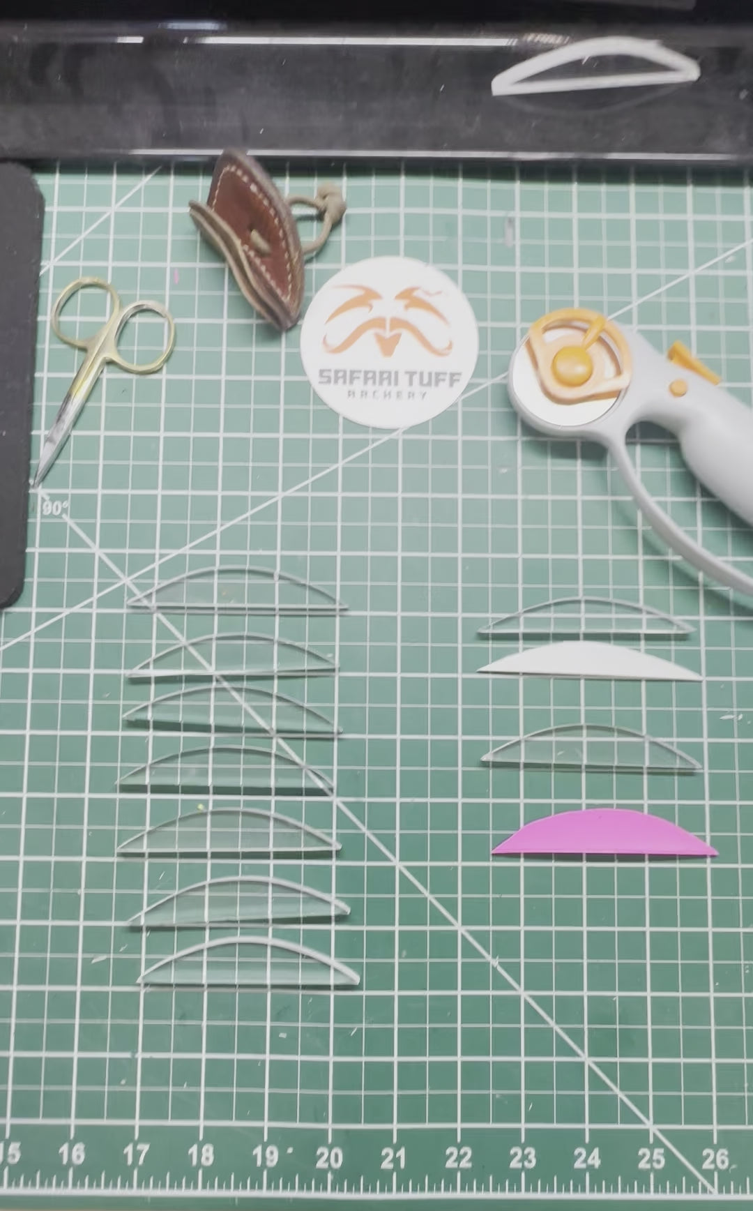 Banana cut jig right/left wing